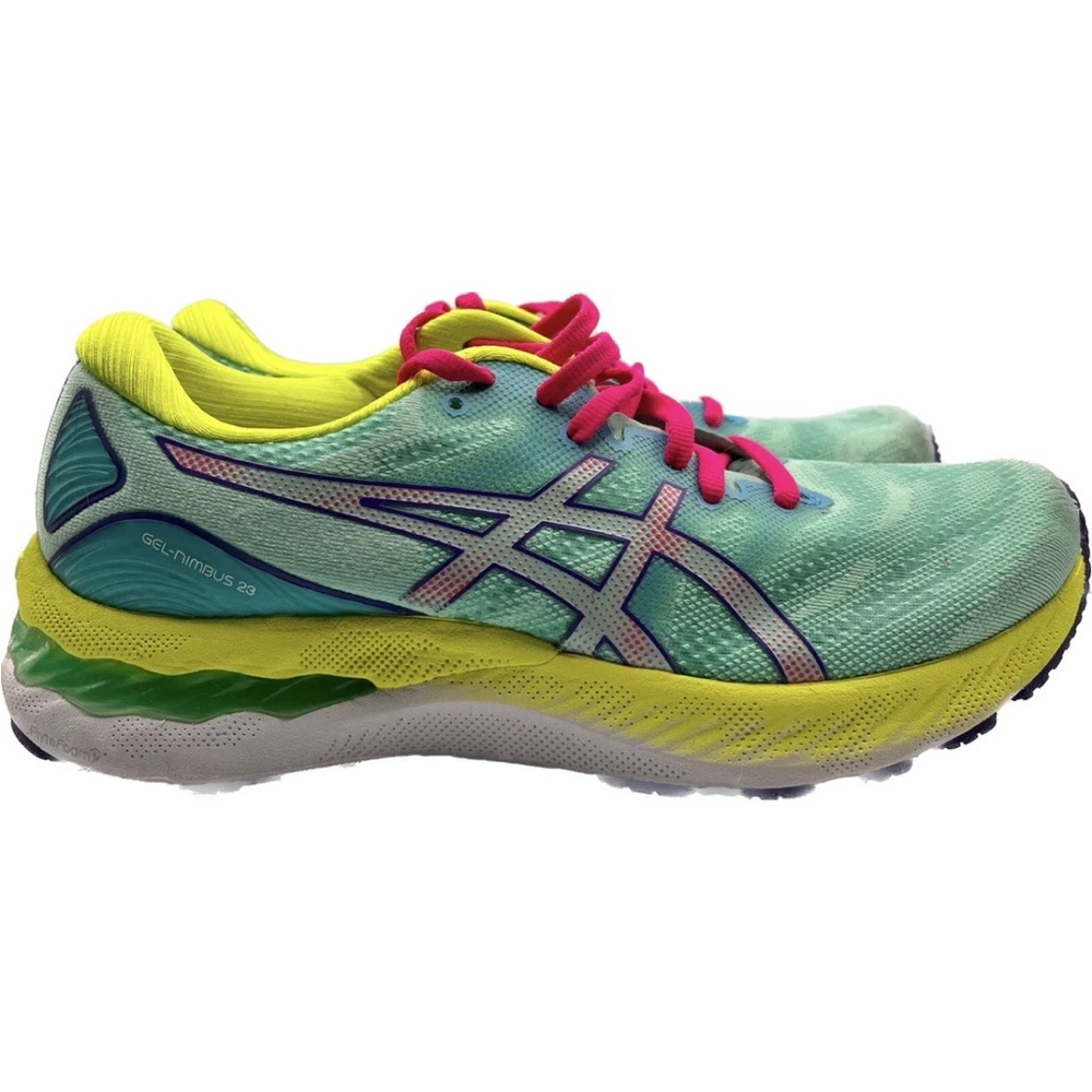 Size 9.5 - ASICS GEL-Nimbus 23